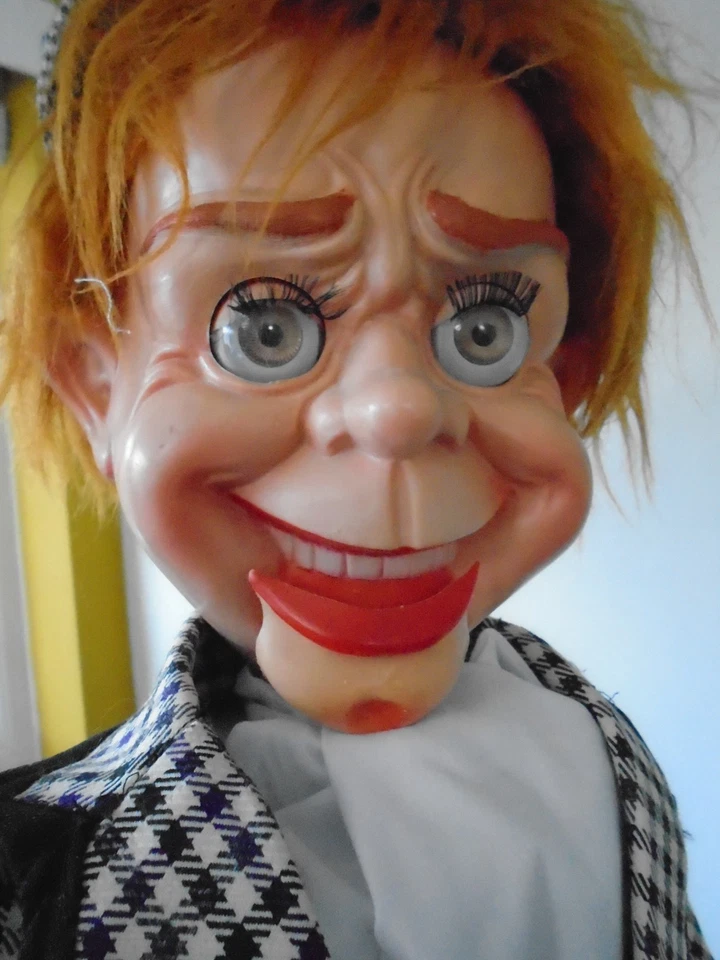 Mr. Parlanchin Ventriloquist Dummy - Image 2 of 4