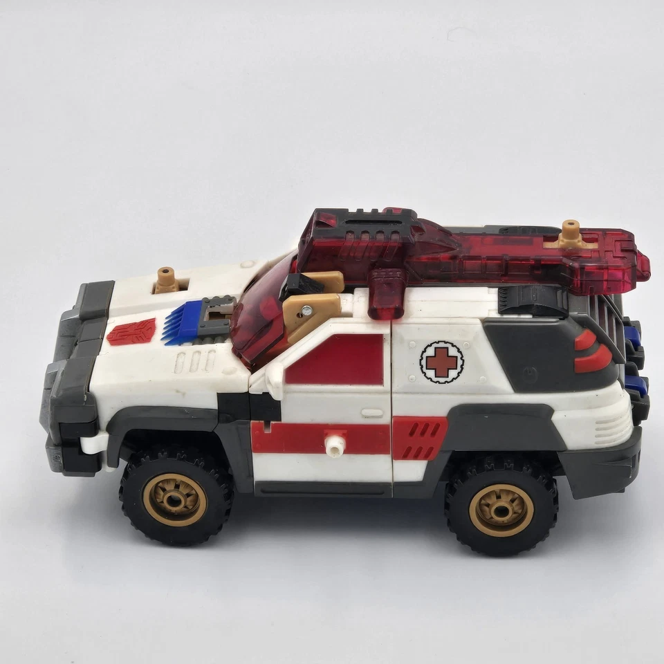 Red Alert Transformers Armada Red Alert 2002 Hasbro Action Figure Max Cons - Image 4 of 4