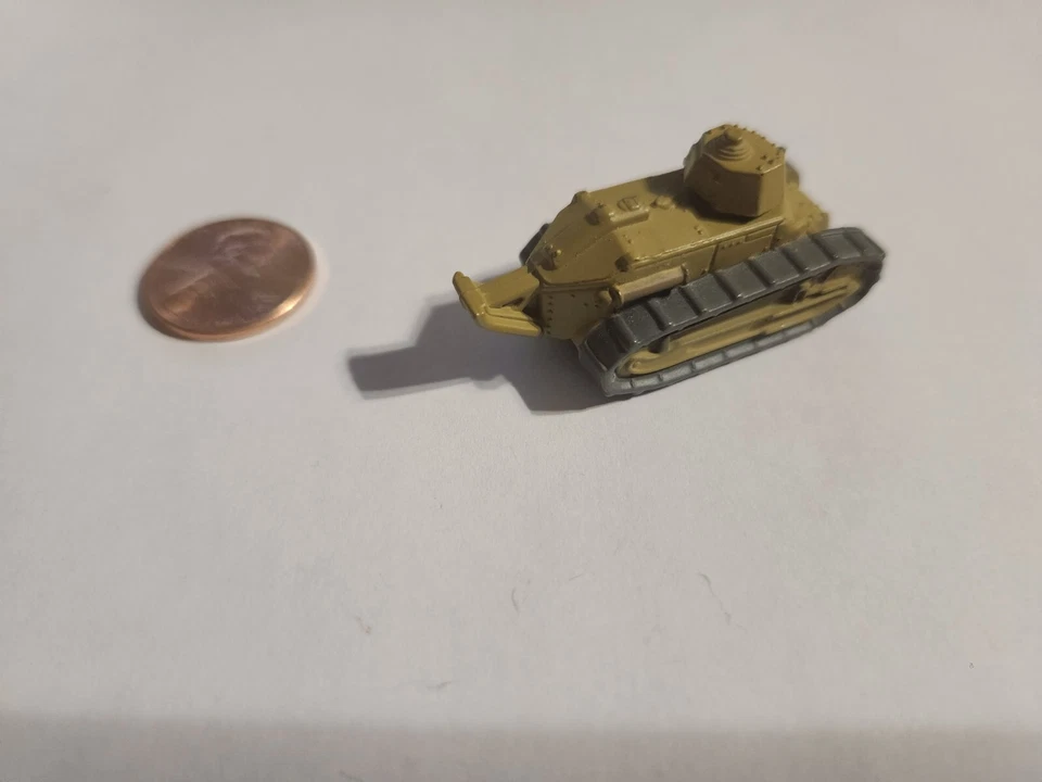 Micro Machines MILITARY WWI Renault FT17 Tan Tank Card of Spades Symbol - Image 2 of 3