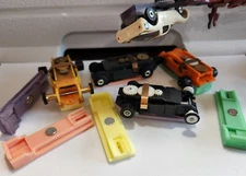 2 TJet Stands For Thunderjet HO TFX Aurora Model Motoring AW Dash Wizzard Fray