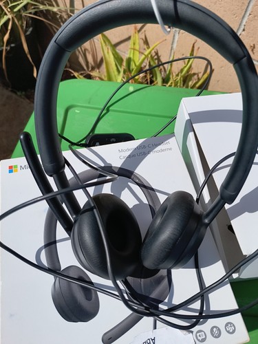 Microsoft Modern USB-C Headset I6N-00011 Model 2026 - Picture 5 of 7