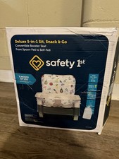 Safety 1st Deluxe 5-in-1 Sit, Snack  Go Booster Seat w/ Tray Green/White