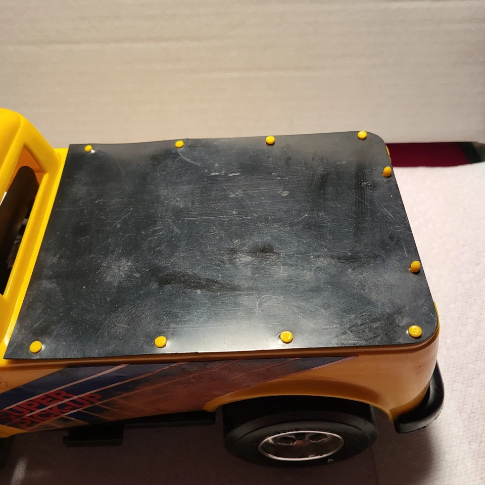 Testors Hawk Model Co Gas Powered VW Super Pickup Truck 1970's Original Used - Image 4 of 4