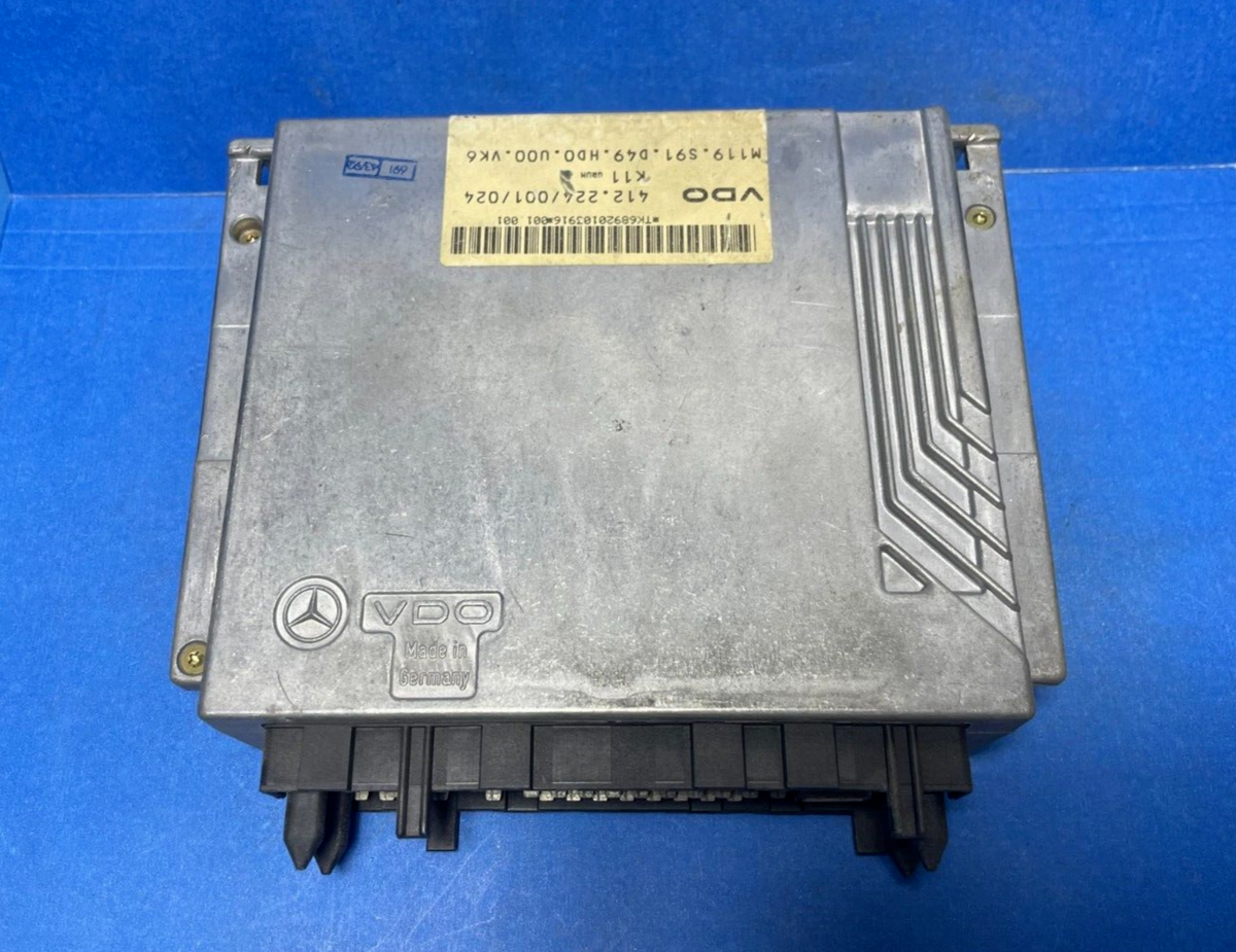 1992 - 1995 MERCEDES W124 E420 E500 ENGINE CONTROL UNIT ECU ECM 