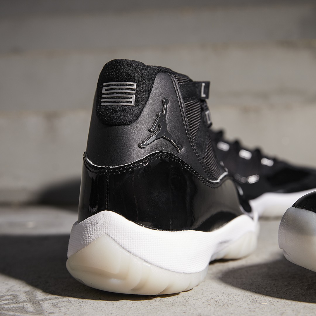 Nike Air Jordan Retro XI 11 JUBILEE Black White CT8012-011 25th 4y