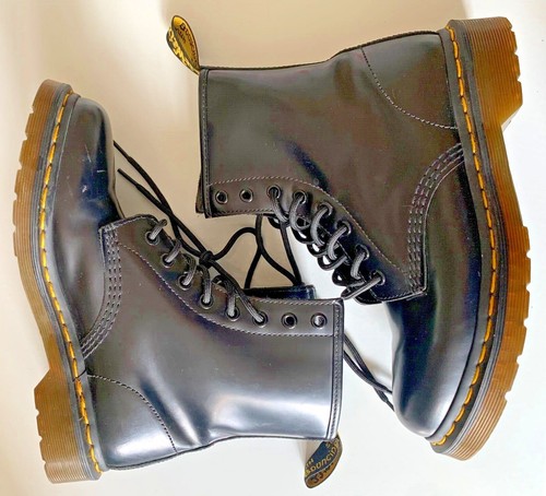 DR MARTENS Boots Womens 8 1460 Smooth Leather 8-Eye Black AIR WAIR Original - Picture 4 of 12