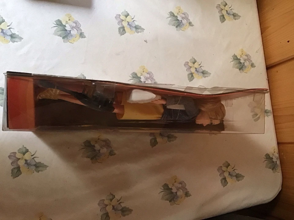 Nuevo DISNEY Channel Mattel V.I.P. Muñeca de juguete Good Luck Charlie VIP Foto 3 de 4