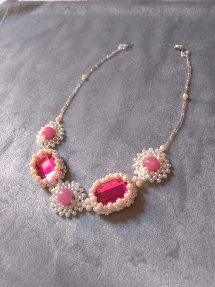 Handmade Vintage Necklace Pink Jade gemstones Beaded Bridal Wedding party - Immagine 4 di 4