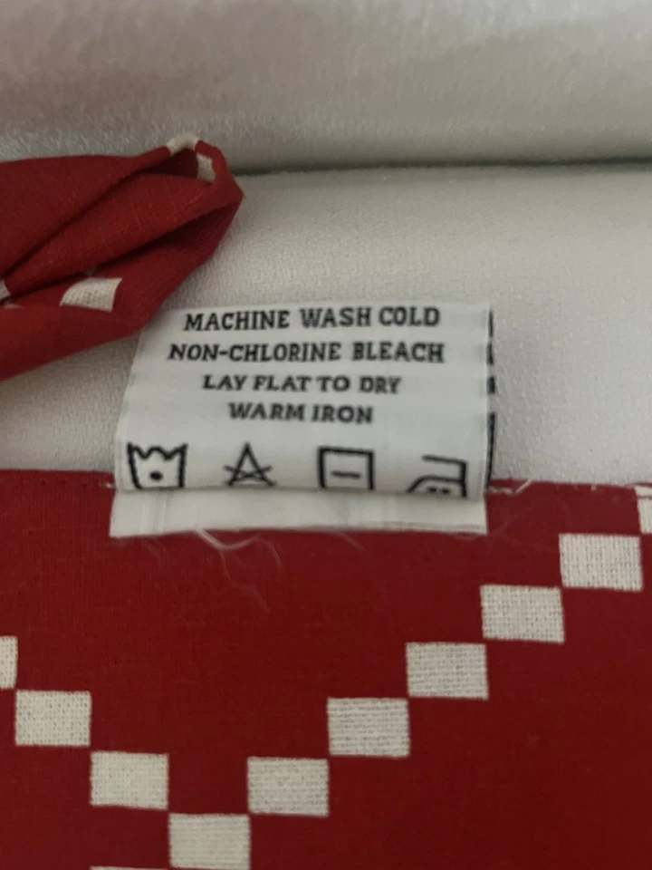 VIETRI VIVABohemian Holiday Red CHRISTMAS 4 Placemats & 4 Matching Napkins NEW Foto 4 de 4