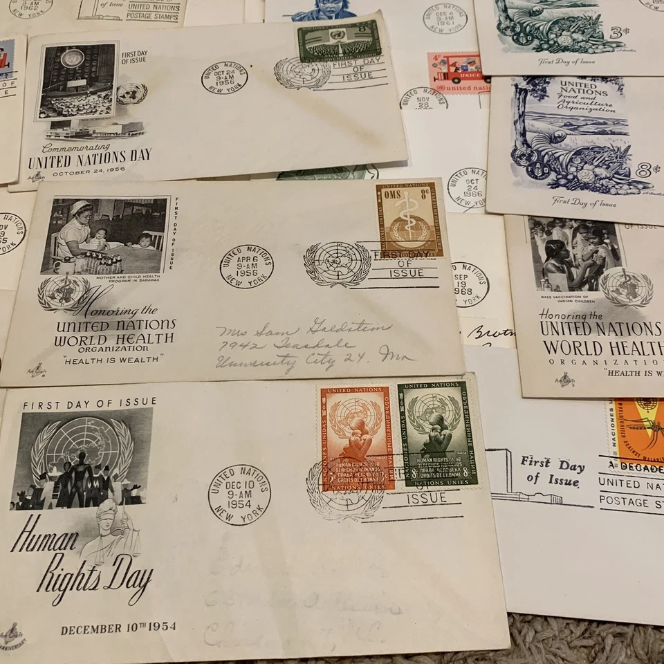 LOTE DE 50+ PORTADAS Y FDC NACIONES UNIDAS AÑOS 50-60. MALARIA, ESPACIO Y MÁS Foto 2 de 4