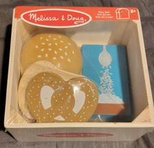 New Melissa Doug Wooden Food Groups Play Set Rice, Bread, Pretzel, Bun -Toy43