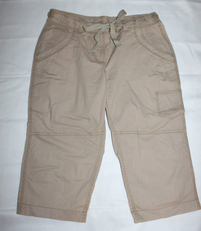 NEW YORK & CO Womens Beige Cargo Capris Cropped Pants 6