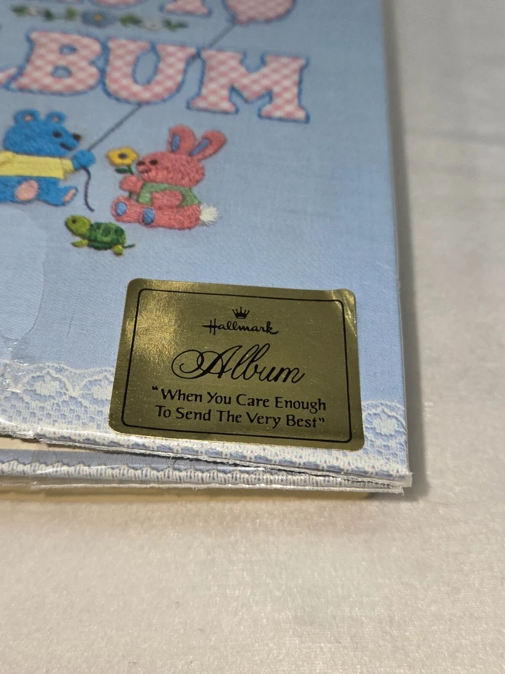 VINTAGE HALLMARK BABY PHOTO ALBUM HOLDS 72 PHOTOS NEW W/BOX - Image 3 of 4