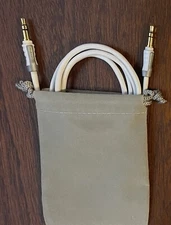 MONSTER CABLE 3ft GOLD STEREO 1/8" PLUGS AUDIOPHILE, SHIELDED  EXTRA SLIM GRIP