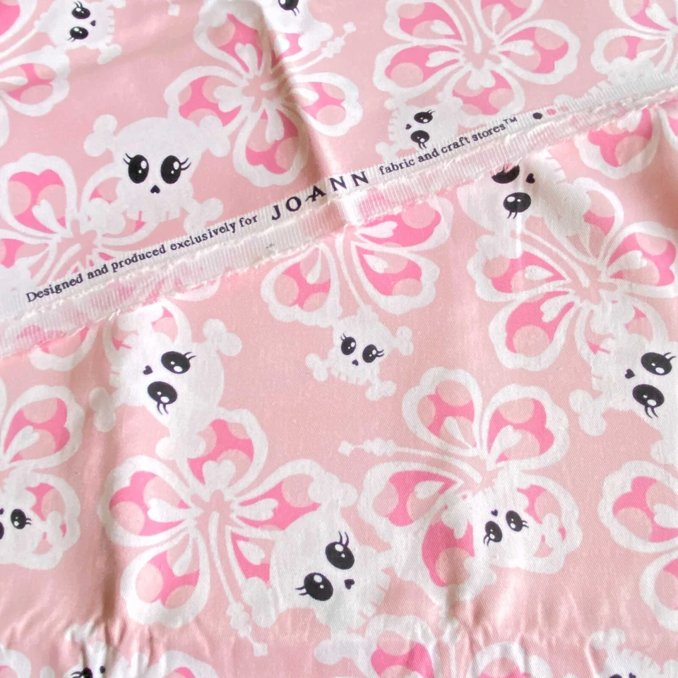 Tecido de sarja de algodão caveiras rosa meninas 1,8 YD - Imagem 2 de 4