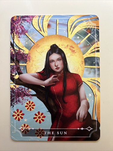 FAIRYLOOT Tarot Cards THE SUN & THE MOON ~ Girls Of Paper & Fire - Natasha Ngan - Picture 3 of 7