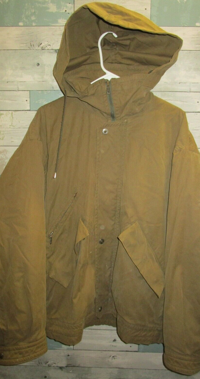 HUGO BOSS men awesome rare winter jacket hoodie size … Gem