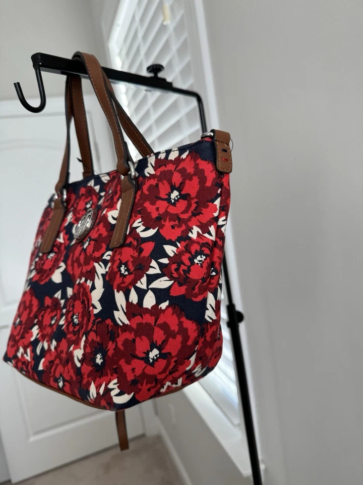NUEVO CON ETIQUETAS TOMMY HILFIGER Bolso Bandolera Pequeño Bolso Shopper de Lona Estampado Floral Foto 3 de 4