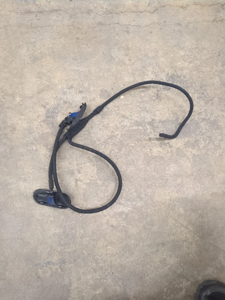 Audi A3 8P A6 C5 A8 D3 A4 B6 B7 Heated Windscreen Washer Jet Pair 8E0955987/8 — 第 3/4 张图片