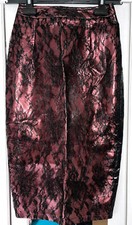 Sehr schöner Lack Leder,PVC Vinyl, Bleistift Rock mit Spitze überzogen Gr S