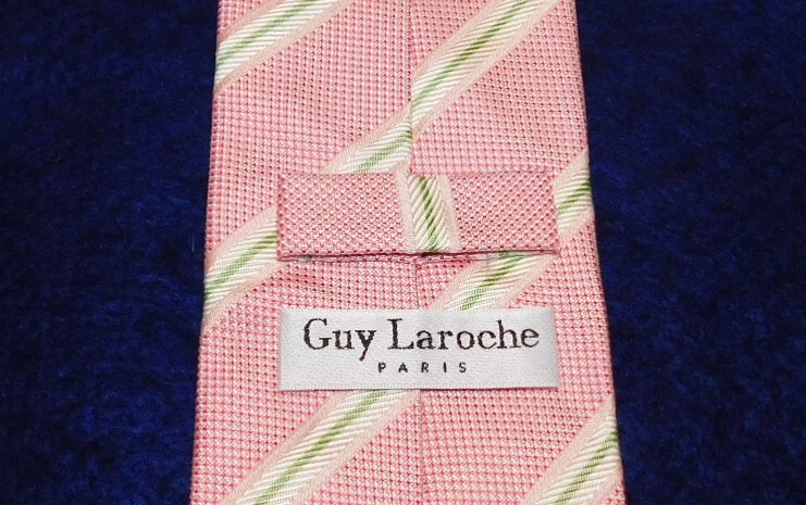 GUY LAROCHE MADE IN ITALY RED/WHITE/GREEN DOTS/STRIPED TIE - DESIGNER TIES. - Image 3 of 3