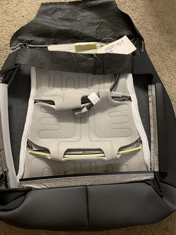 Nuevo OEM Tesla Modelo 3 Asiento Delantero Izquierdo Cojín Inferior Cubierta 1452871-01-F Foto 2 de 3