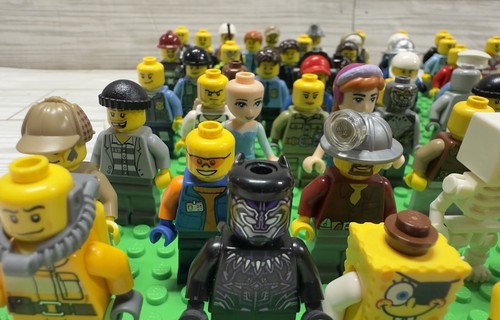 Huge Lego Minifigure Lot Of 65 Minifgures Various -Marvel,SpongeBob,City & More - Picture 14 of 16