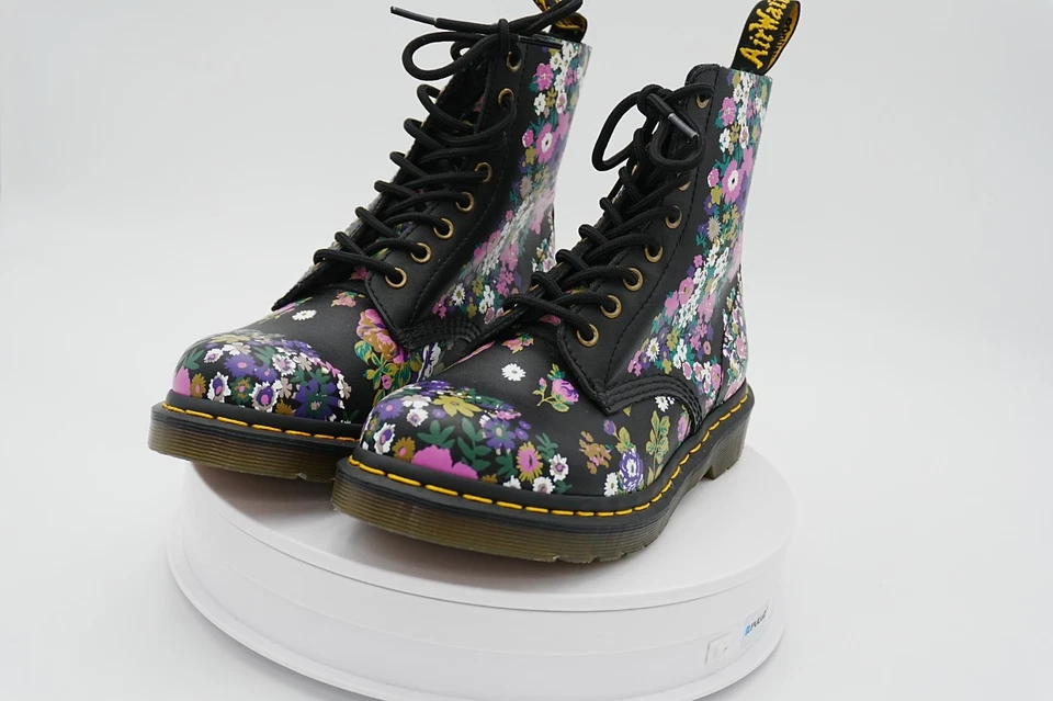 Botas Dr. Martens 1460 Pascal Florales Para Mujer 8 Ojos Negras Multi EU 39 US 8 Nuevas Foto 2 de 4
