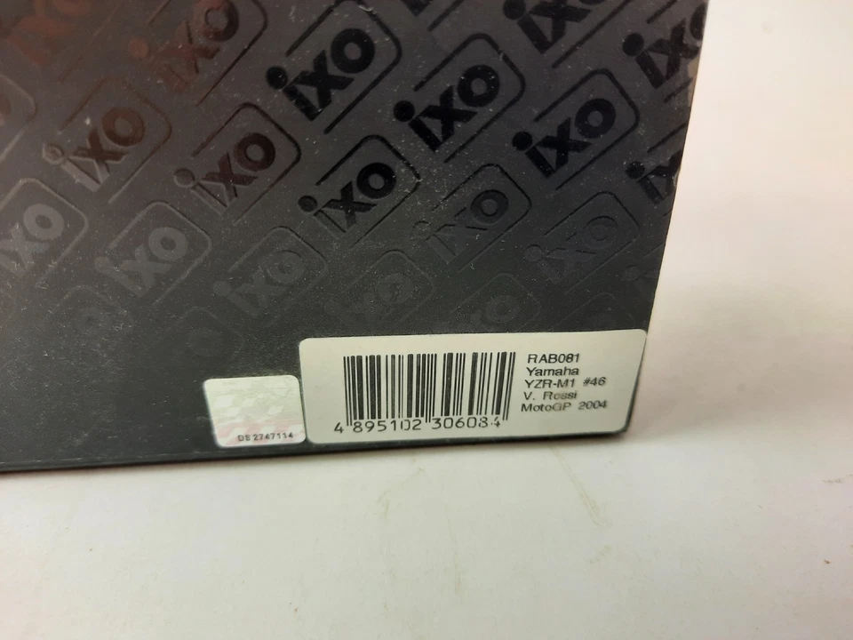 Ixo Yamaha YZR-M1 #46 Valentino Rossi MotoGP 2004 1/24 RAB081 - Immagine 2 di 2