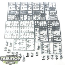 Tomb Kings of Khemri - 29x Tomb Kings Skeleton Warriors/Archers - teilweise geba