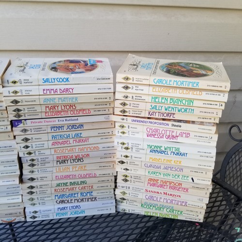 Vintage Harlequin Romance Books *LOT of 80* Various Authors - Picture 4 of 5
