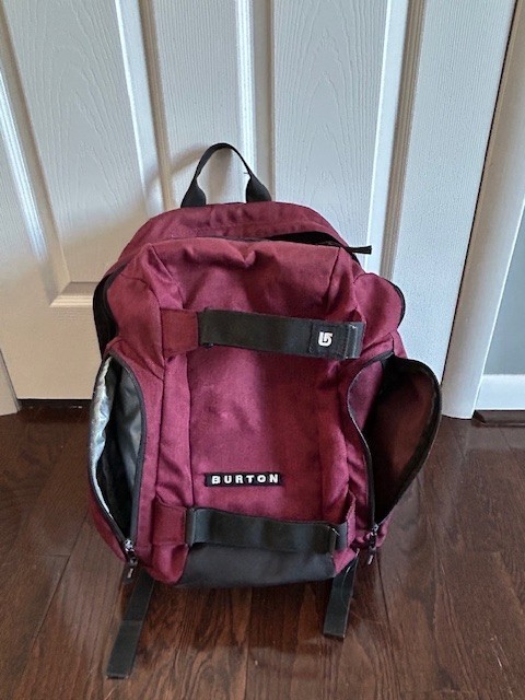Burton Backpack RN 87380 CA 26902 Snowboarding/Hiking/Daypack | eBay