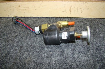 USED RV AIR RELEASE VALVE MERITOR WABCO 9366490120 EMERG PARKING BRAKE SWITCH