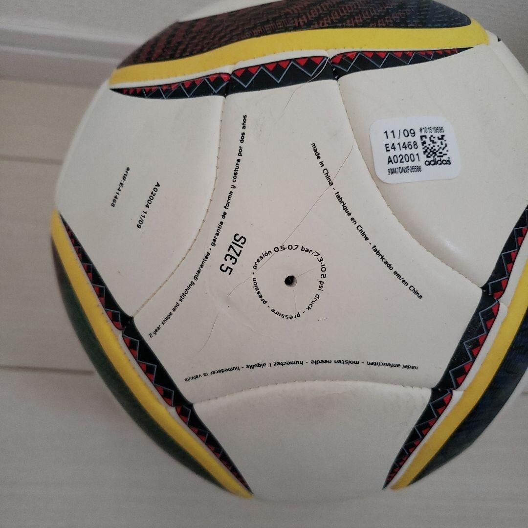 校長商品ジャンク品adidas Jabulani サッカーボール 2010 校長様専用商品ジャンク品adidas Jabulani サッカーボール 2010