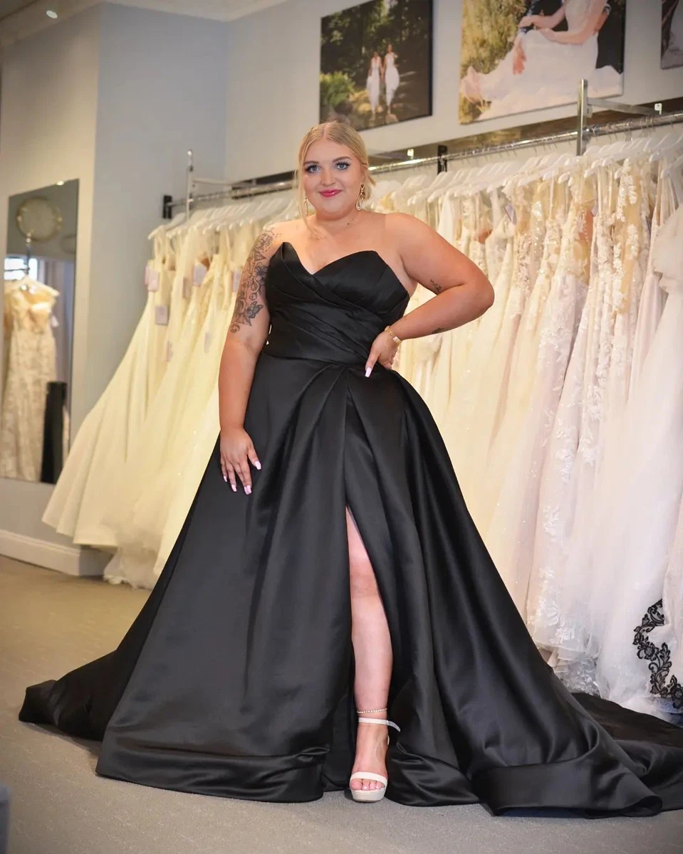 Plus size long sale black dress for wedding