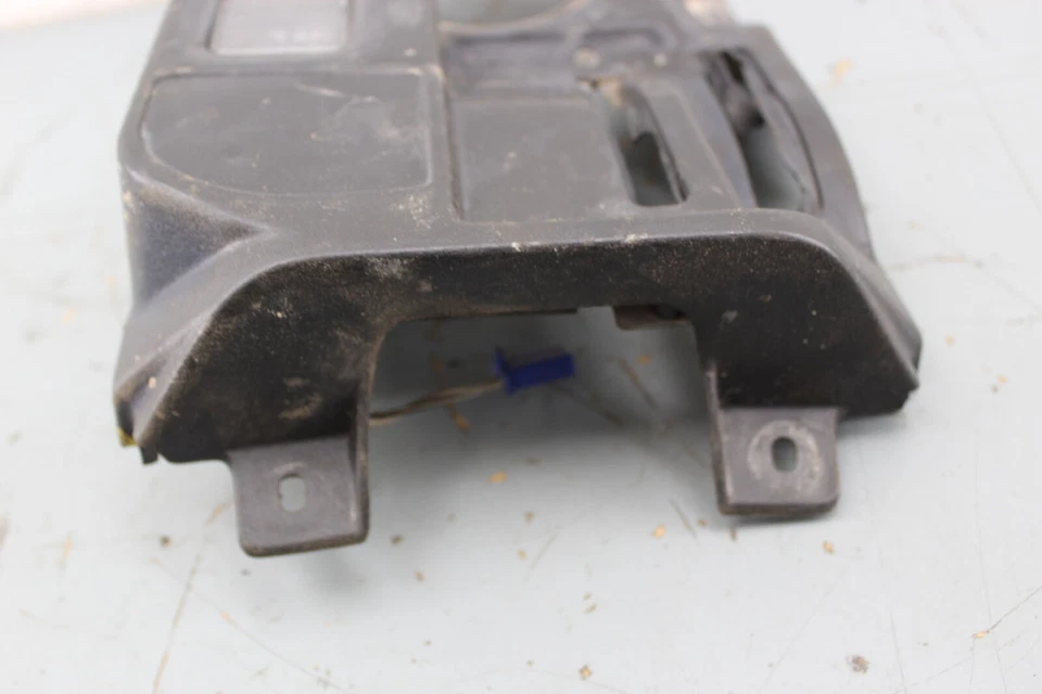 Suzuki Quadrunner 250 1990 2x4 medidor inferior tablero panel moldura odómetro A392 Foto 3 de 4