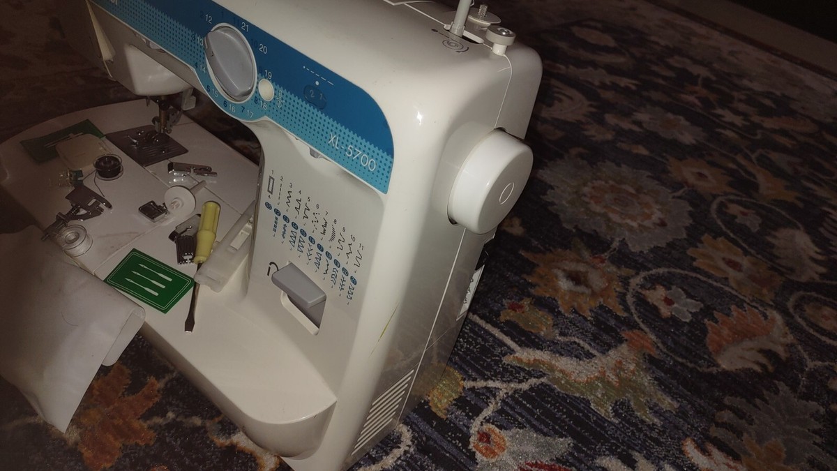 Genuine Brother XL5700 Sewing Machine Working No Power Cord, Has
