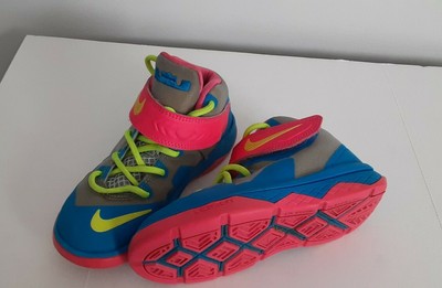 lebron james zoom shoes