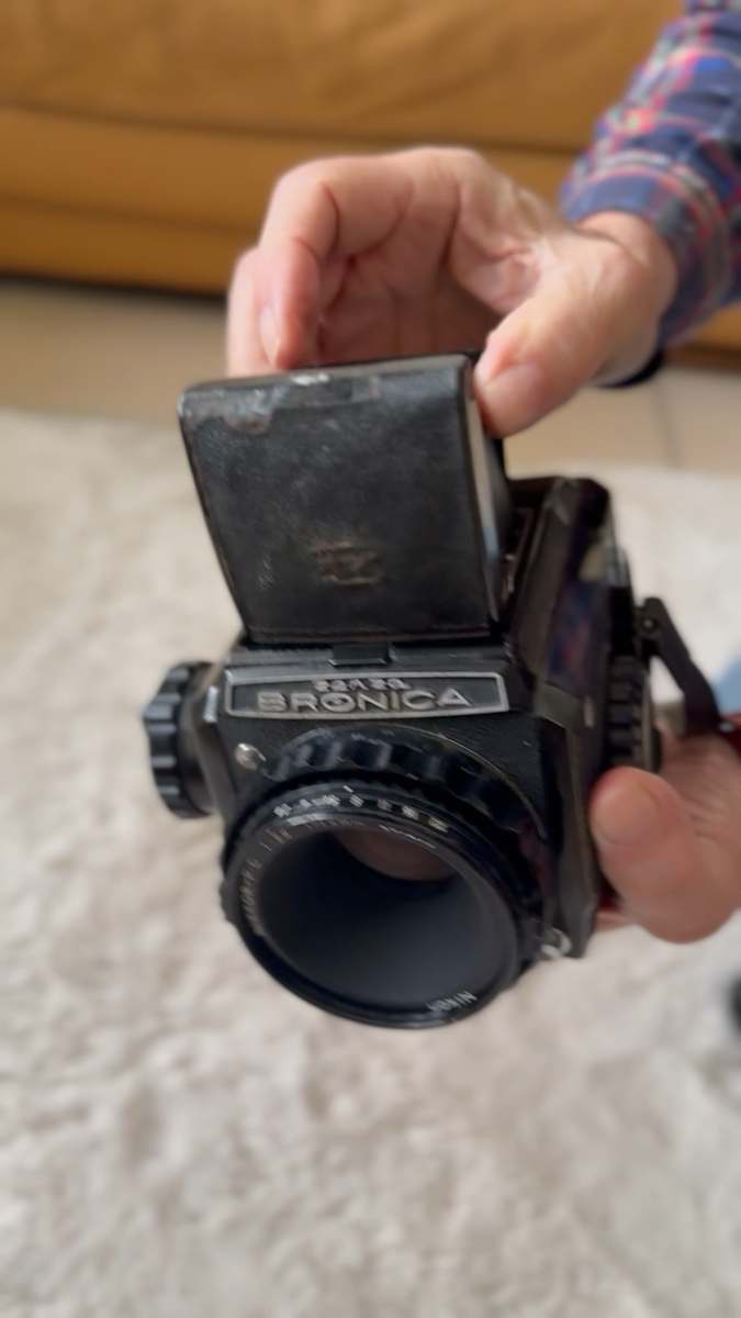 Zenza Bronica S2 前期 75mm f/2.8 NEAR MINT] Zenza Bronica S2 S2A Black Film Camera 75mm f/2.8