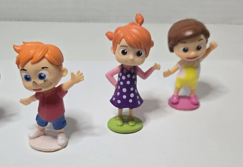 Lote de 5 estatuetas Cocomelon Friends conjunto por Jazwares 2,5-3 polegadas de altura - Imagem 3 de 4