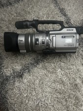 Sony DCR VX2000 Digital Handycam MiniDV Video Camera Camcorder Untested Japanese