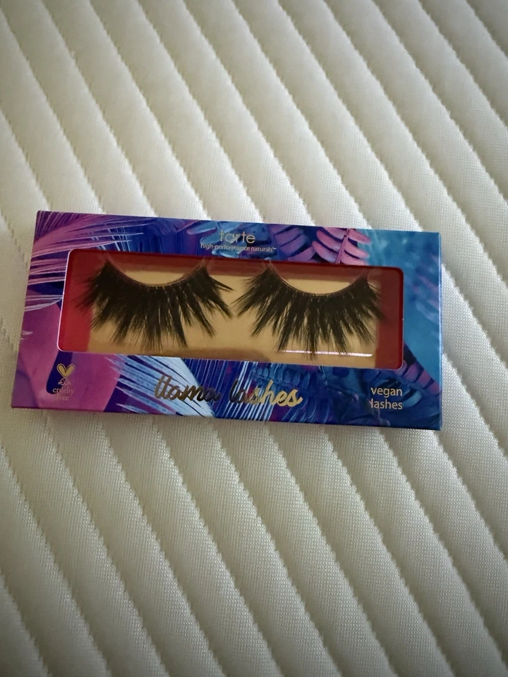 Tarte Tarteist Pro Cruelty-Free Lashes - Llama Lashes - Image 2 of 3
