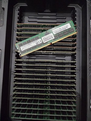 Micron 32GB DDR4 RAM module DDR4-2266 RDIMM Server Memory