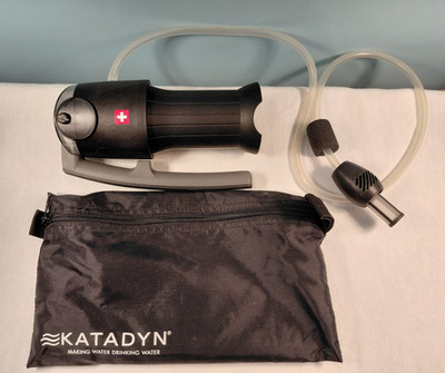 Katadyn Water Filter Pump with Carrying Case   Camping & Backpacking