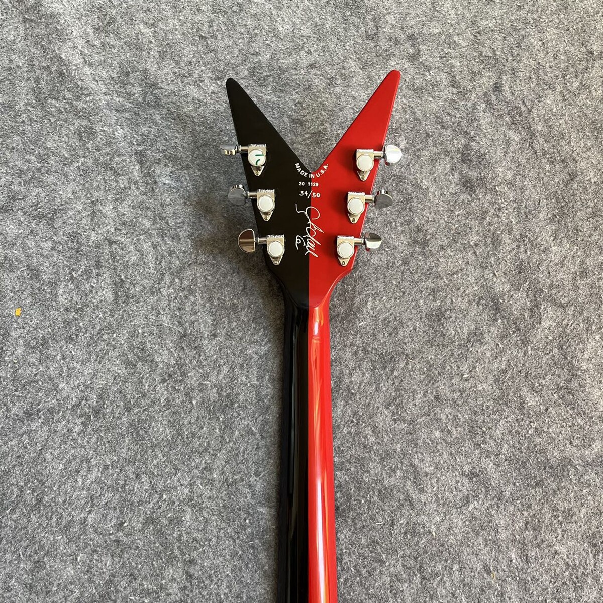 V Shape Wine Red Electric Guitar Finish Gloss Color Red and black