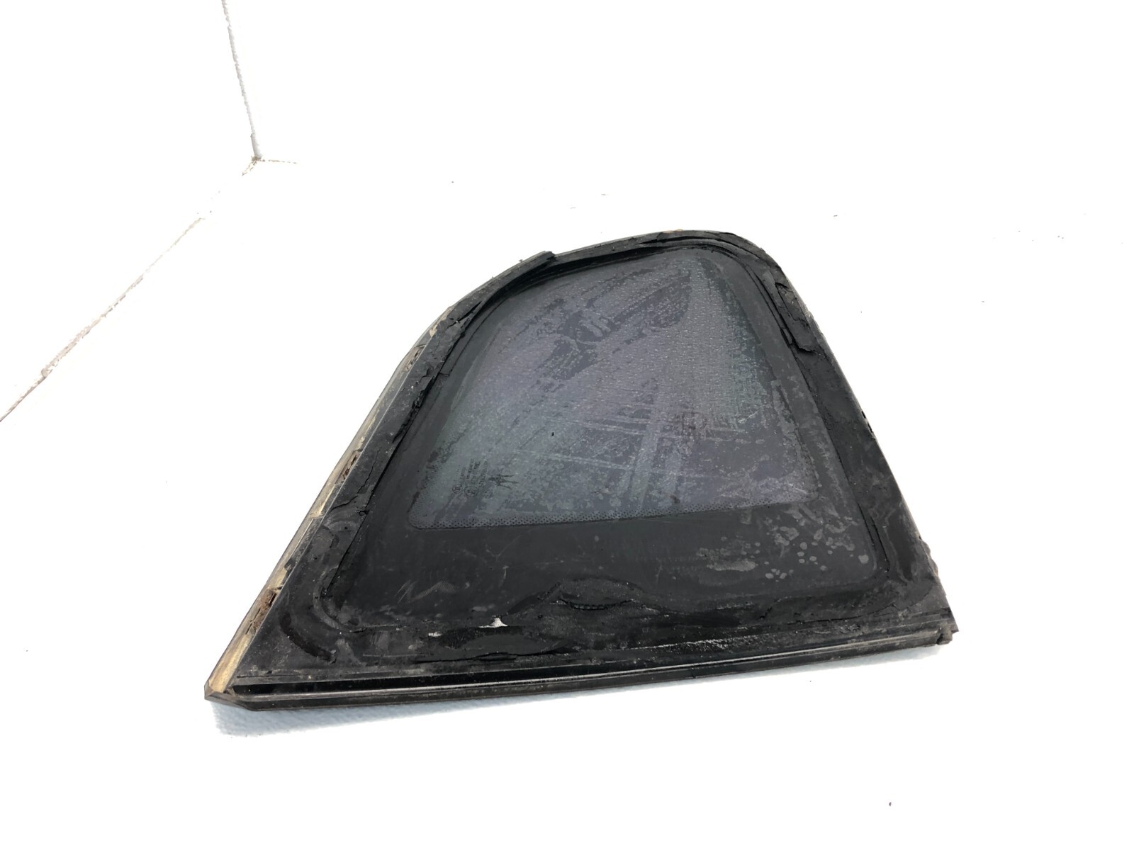 2008-2018 MASERATI GRANTURISMO S M145 LEFT DRIVER REAR QUARTER PANEL WINDOW OEM
