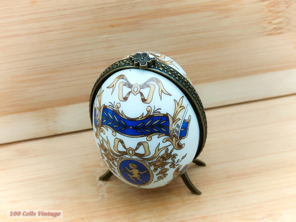 Limoges Egg/Bottle Holder-Blue/White-8.5cm-Vintage Trinket/Pill/Jewellery Box - Image 4 of 4