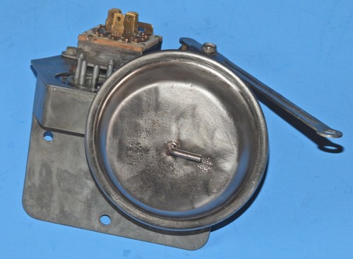 1967 Buick OEM A/C Power Servo Vacuum Control - Picture 5 of 6
