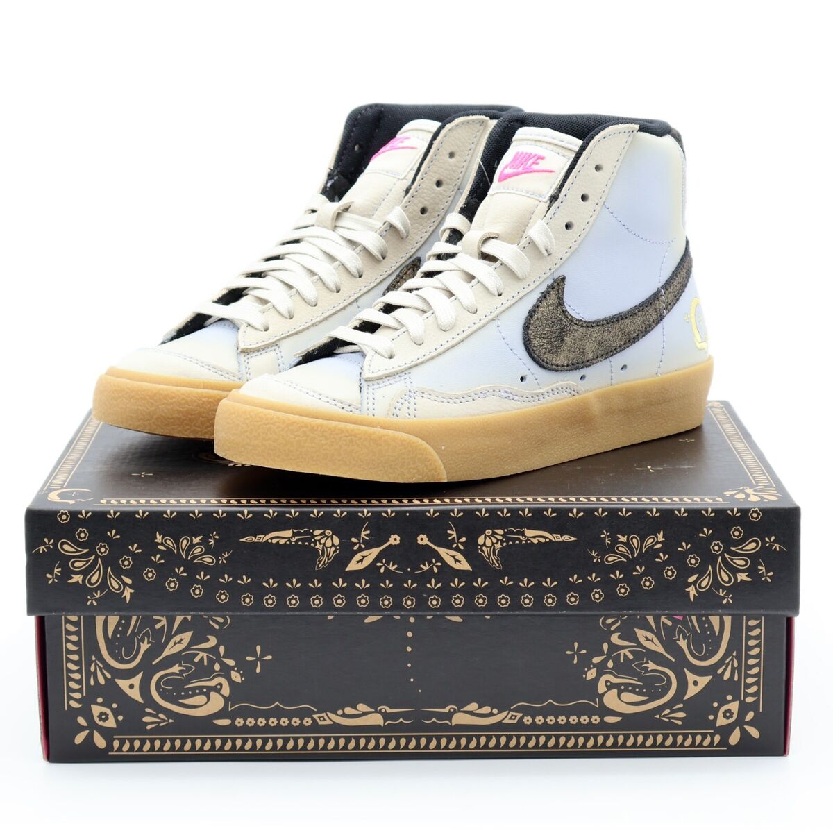 FQ8173-104 Nike Blazer Mid '77 Dia De Muertos Summit White FQ8173-104 Nike Blazer Mid '77 Dia De Muertos Summit White
