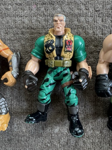 Vintage 1998 Hasbro SMALL SOLDIERS Toy Lot Archer Chip Hazzard Brick Bazooka - Picture 3 of 5
